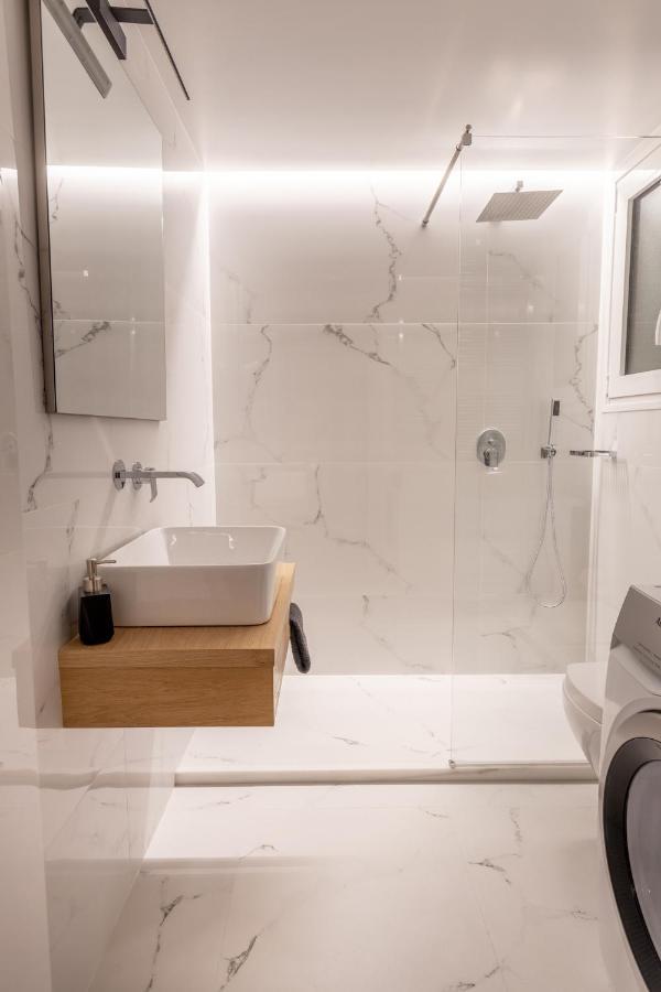 Elegant Apt 5' From Ampelokipi Metro Station Athènes Extérieur photo